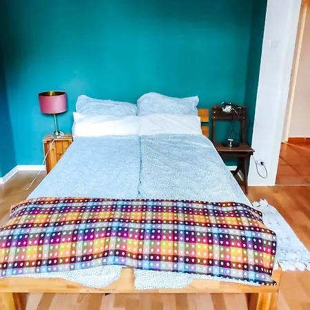 Apartment Elegant Close To Main Train Station Dusseldorf
